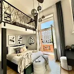 Modern High Ceiling Loft With Terrace Apartment, Prague