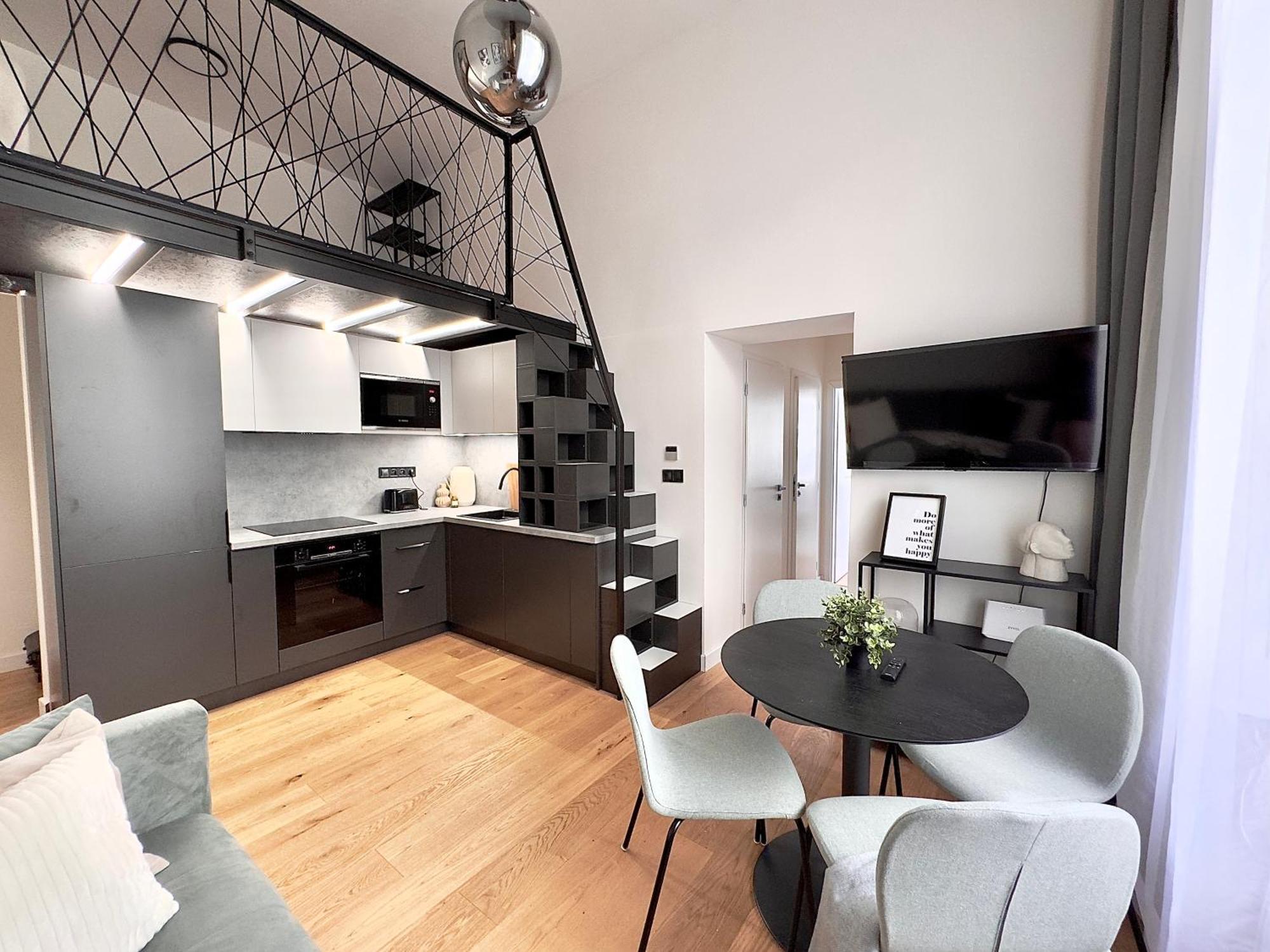 Modern High Ceiling Loft With Terrace Apartment, Apartment